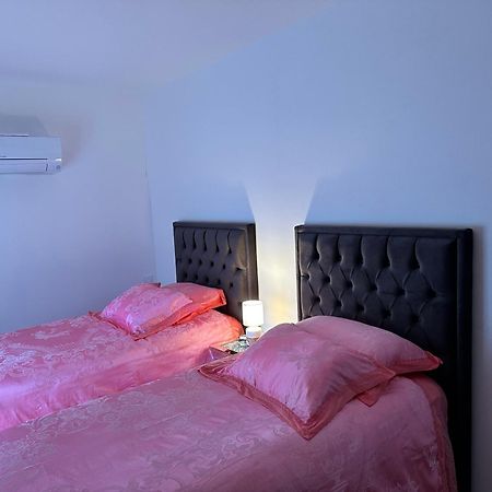 לה מאנש Saint Denis Appartement 1 מראה חיצוני תמונה