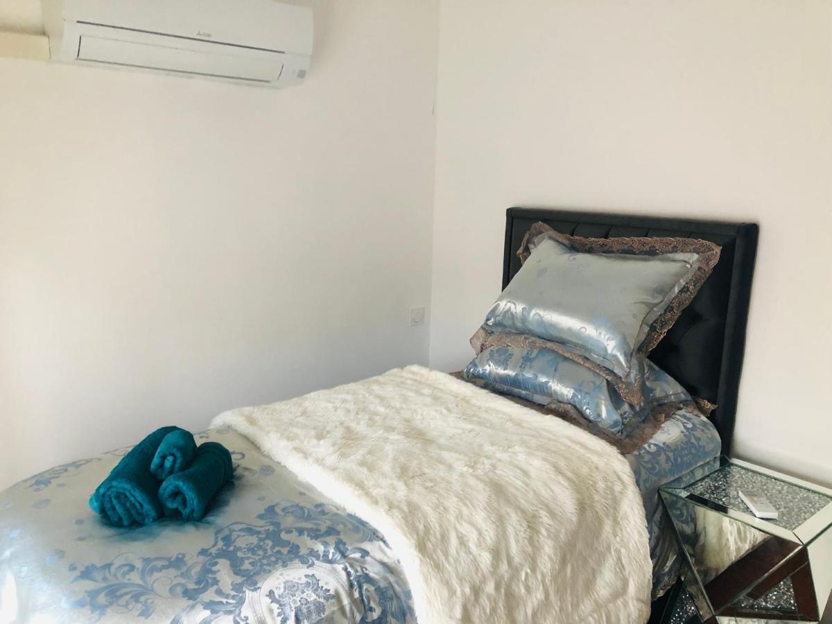 לה מאנש Saint Denis Appartement 1 מראה חיצוני תמונה